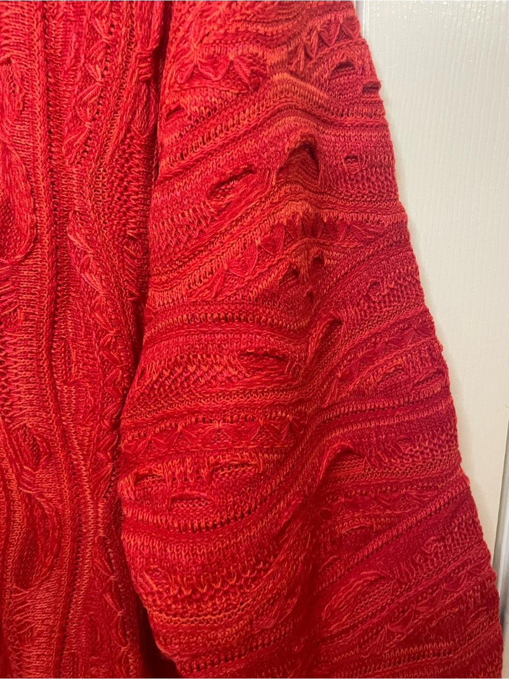 Delf USA COOGI Style Red Knit Crewneck Sweater Size XL - Picture 3 of 9